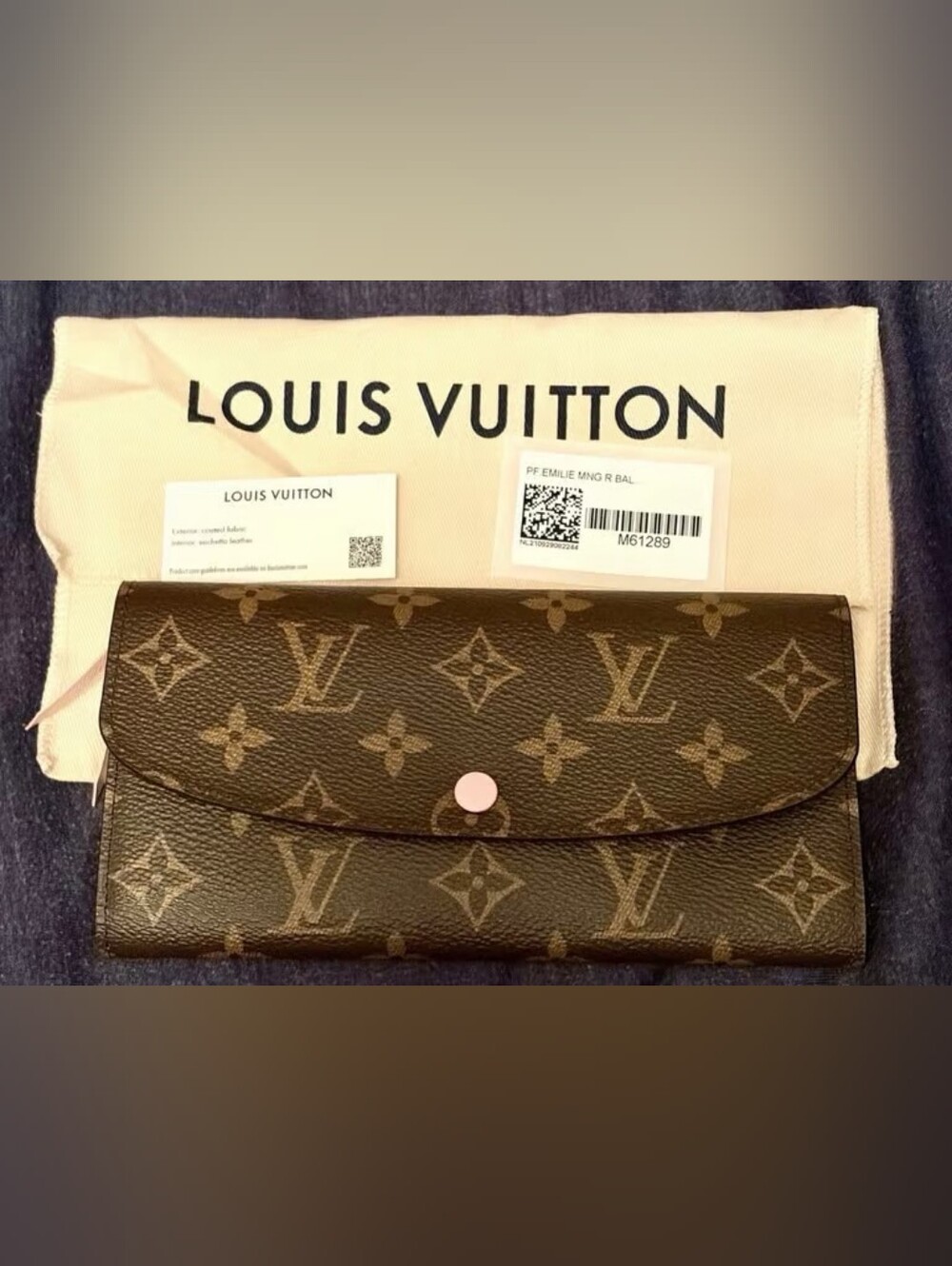 Louis Vuitton Emilie Wallet
